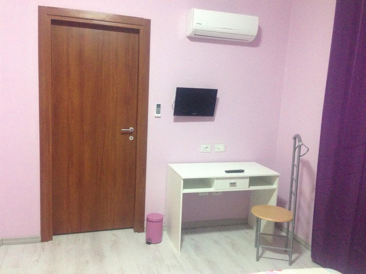 Is Tanas Bed & Breakfast Serdiana Bagian luar foto